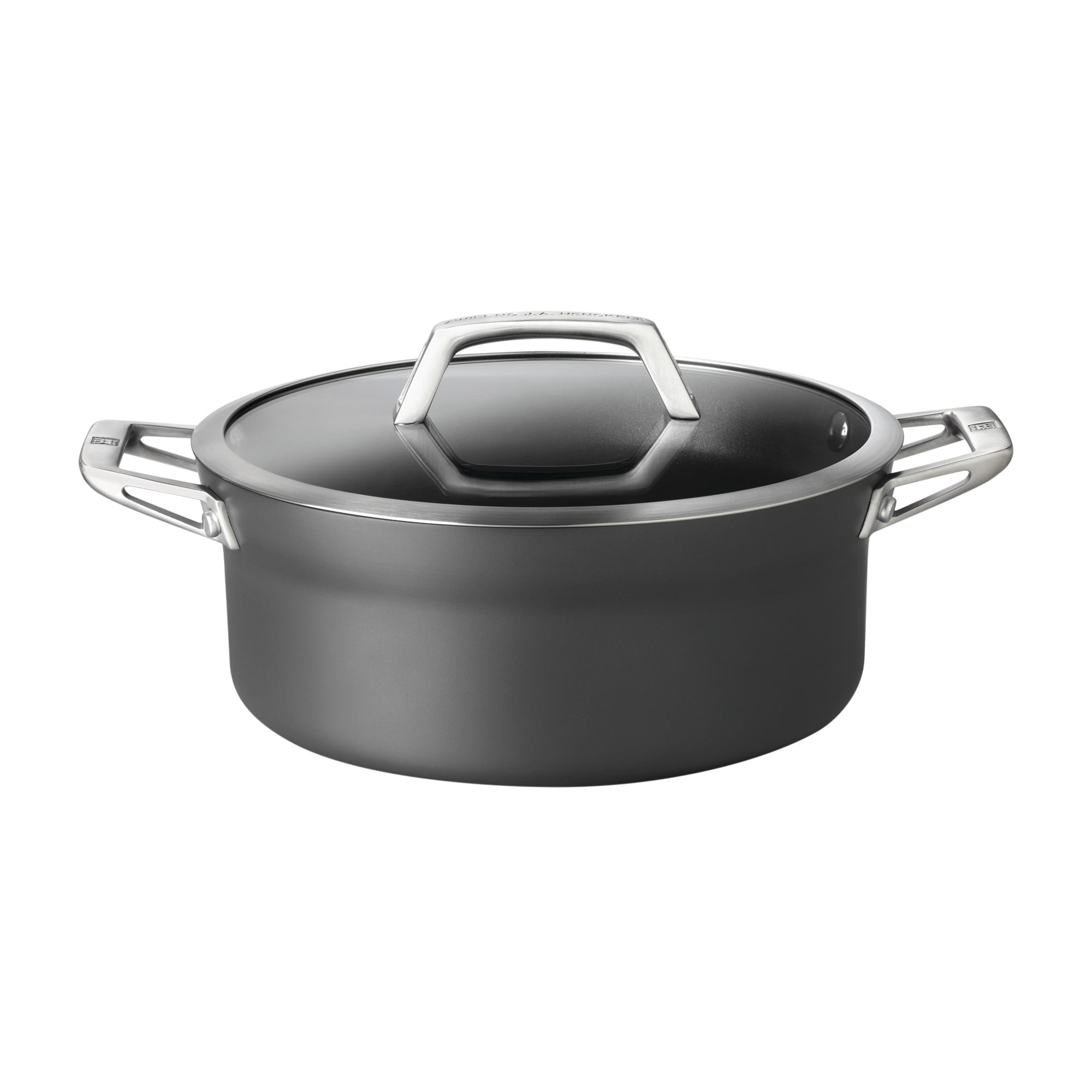 ZWILLING Motion Hard Anodized Aluminum Nonstick Dutch Oven - Bed