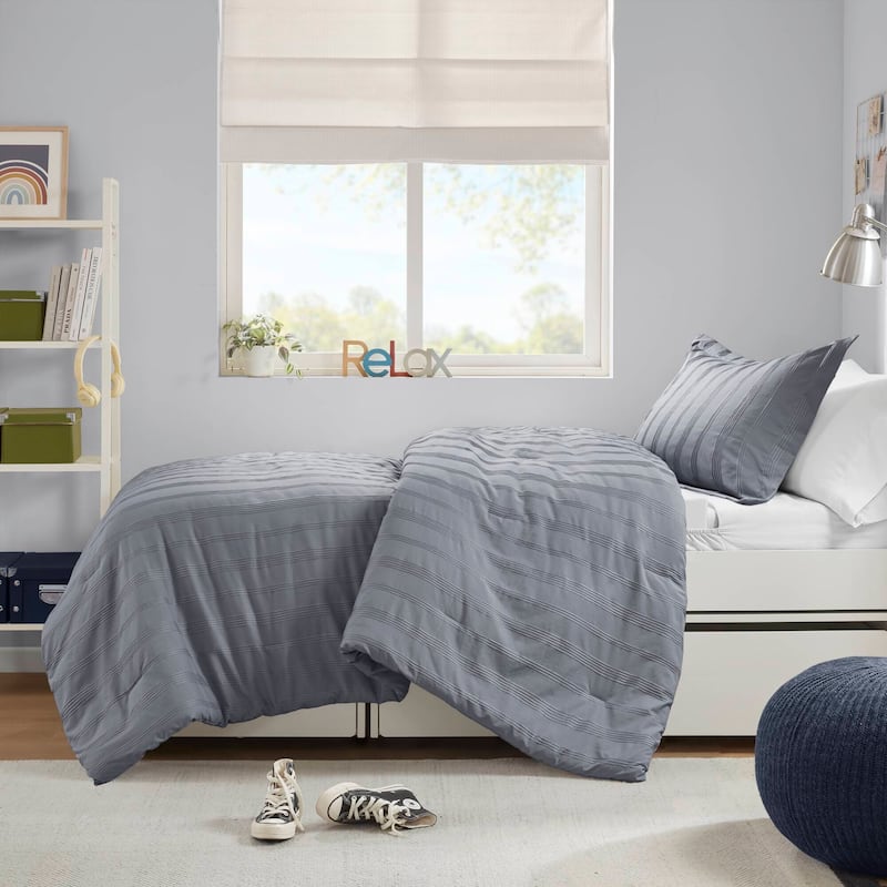 Chelsea Square Logan Woven Striped Duvet Set