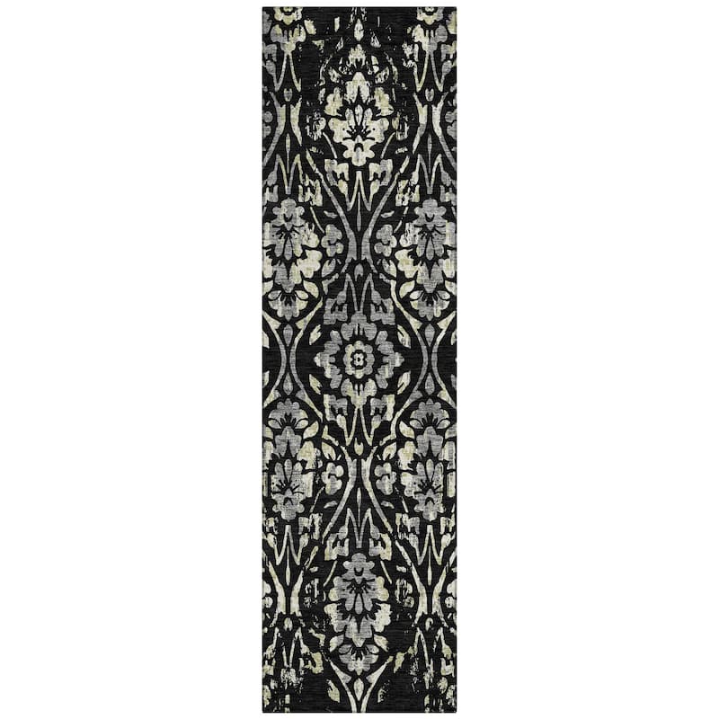 Machine Washable Indoor/ Outdoor Chantille Distressed Traditional Rug