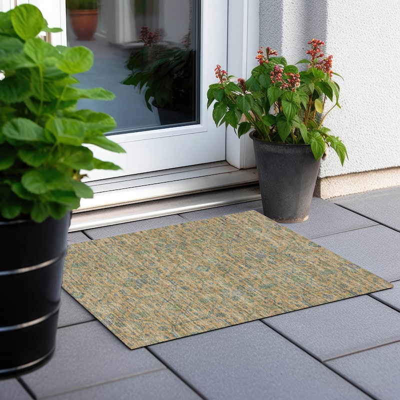 Machine Washable Indoor/ Outdoor Traditional Persian Chantille Rug