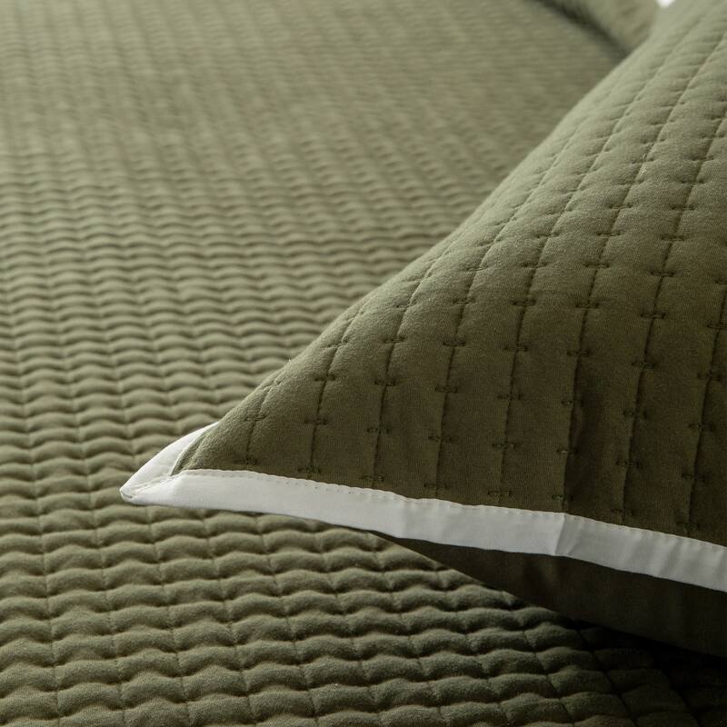 Cotton Reversible 3 Piece Quilt Set