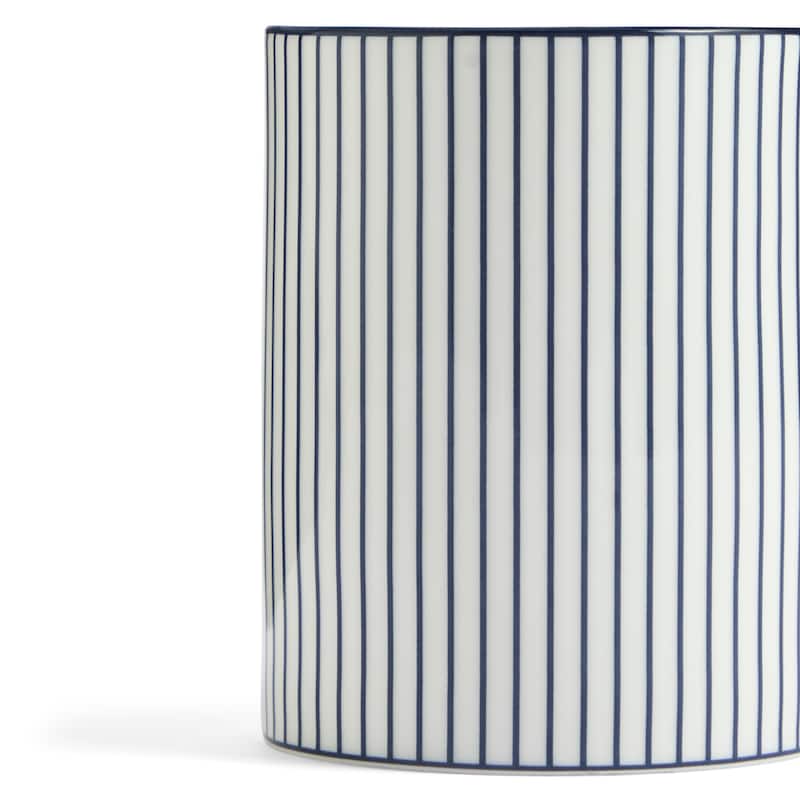Wedgwood Gio Blue Mug 11.5floz, Pinstripe White