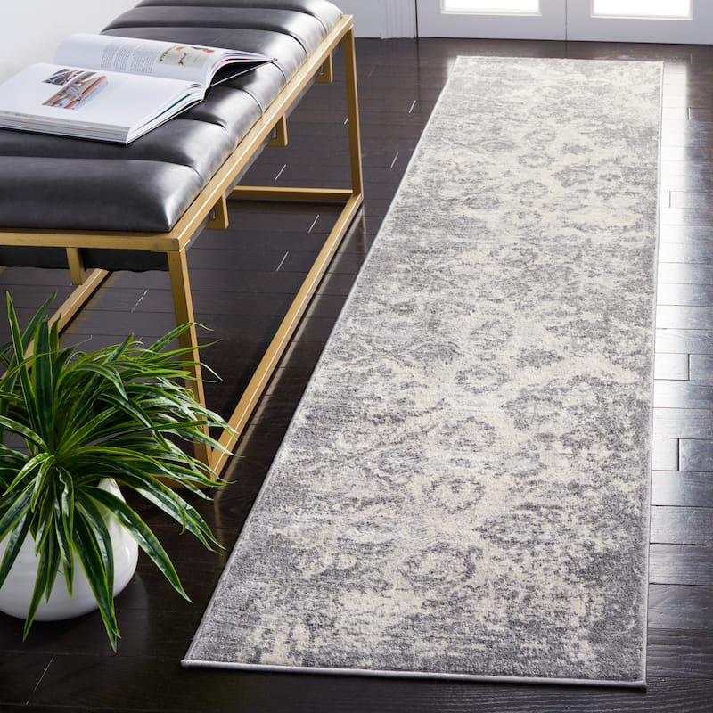 SAFAVIEH Brentwood Siru Traditional Rug - 2' x 9' Runner - Grey/Ivory