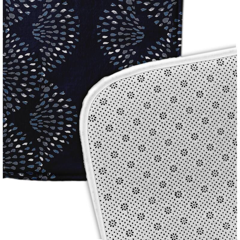 Dotted Decor Bath Mat