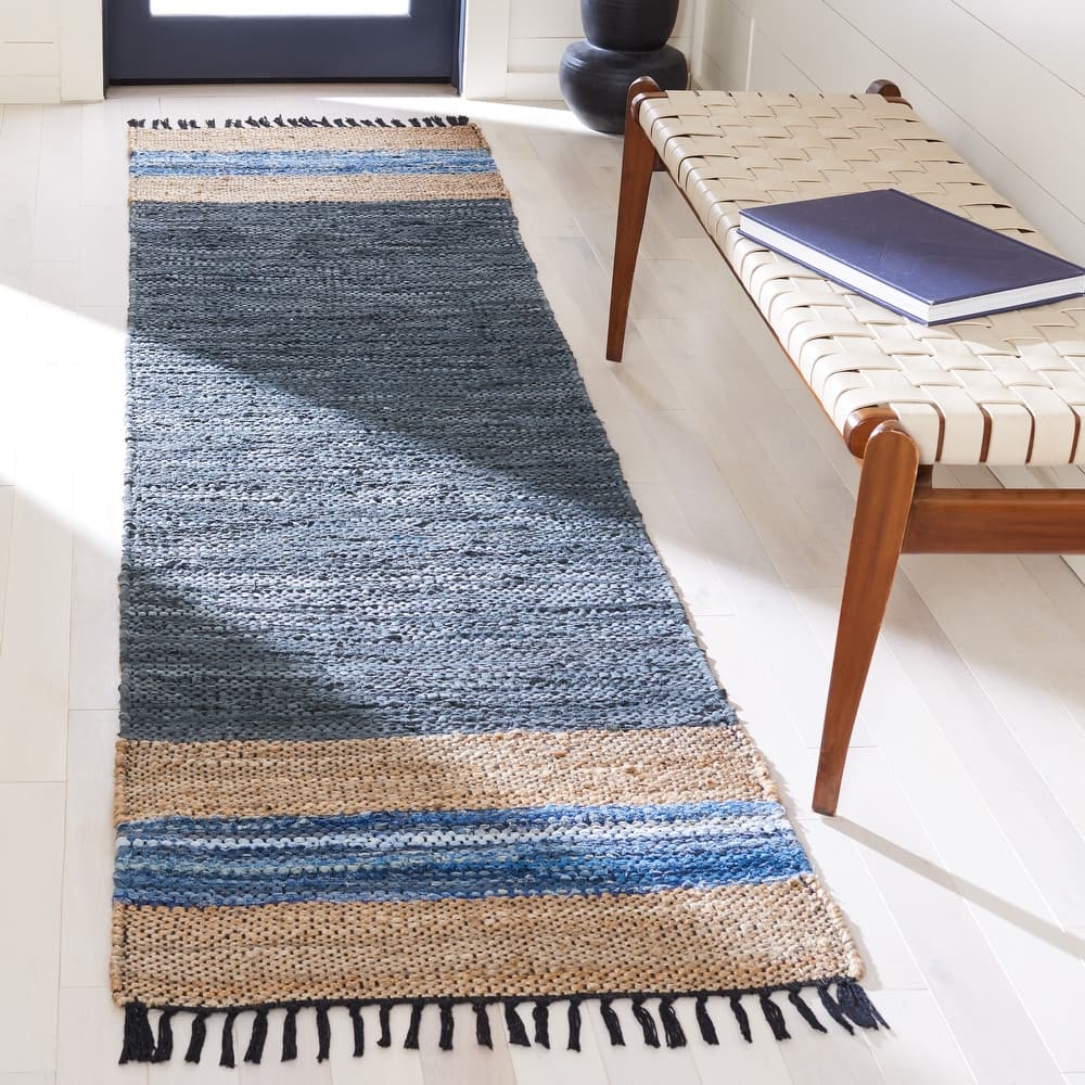 SAFAVIEH Handmade Vintage Leather Alissa Modern Fringe Rug