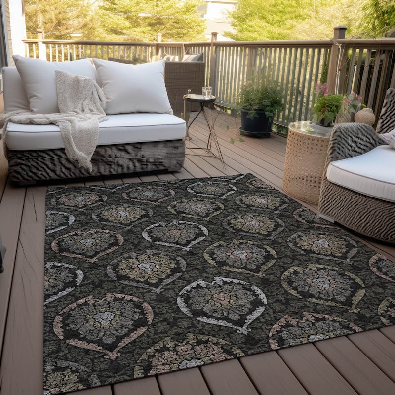 Machine Washable Indoor/ Outdoor Chantille Traditional Damask Rug - Black - 8' x 10'