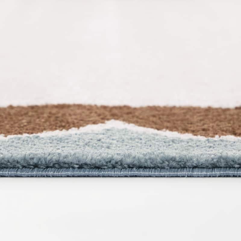 Caldeira Scalloped Border Area Rug
