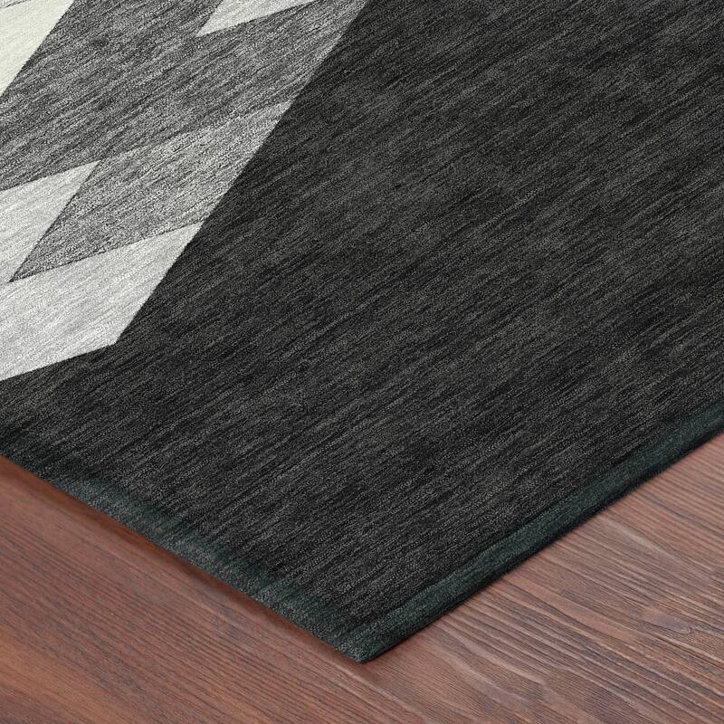 Machine Washable Indoor/ Outdoor Modern Avo Chantille Rug