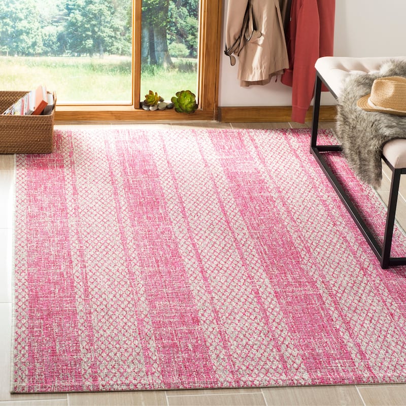SAFAVIEH Courtyard Nanci Stripe Indoor/ Outdoor Waterproof Patio Backyard Rug