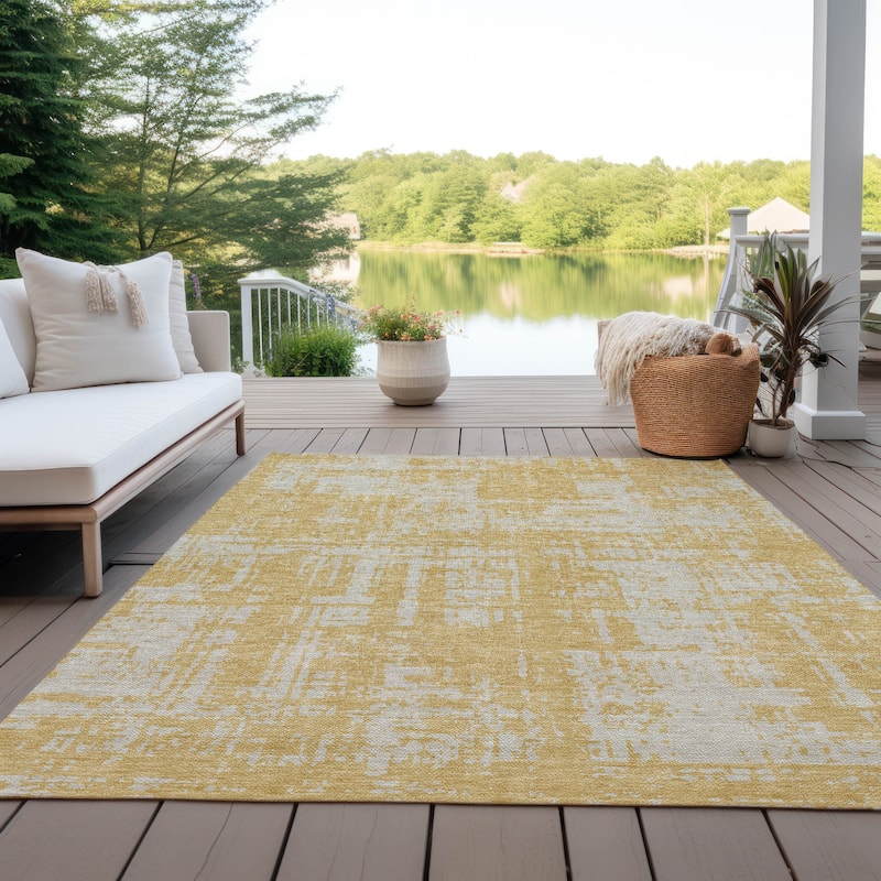 Machine Washable Indoor/ Outdoor Chantille Abstract Solid Rug - Gold - 3' x 5'