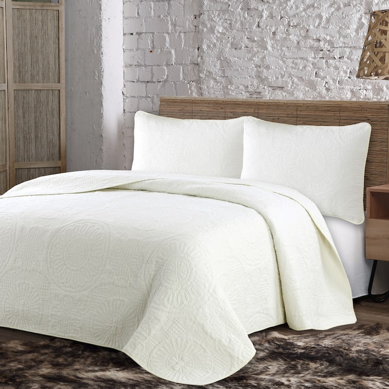 The Curated Nomad Cantina Cotton Quilt Set