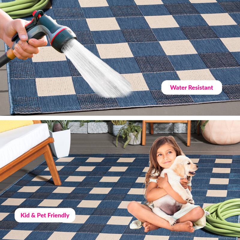 SAFAVIEH Courtyard Meryem Indoor/Outdoor Washable Backyard Patio Rug