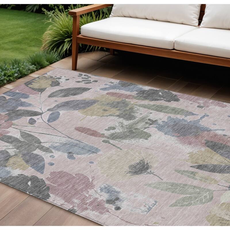HomeRoots Floral Transitional Rectangle Outdoor Rug - Grey/Blue - 8' X 10'