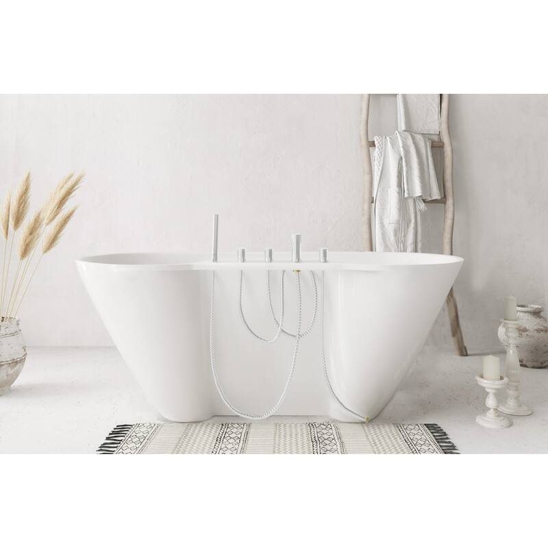 Nicolette Bathtub in Glossy White