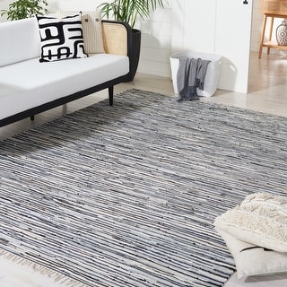 SAFAVIEH Handmade Rag Rug Velija Casual Stripe Cotton Rug