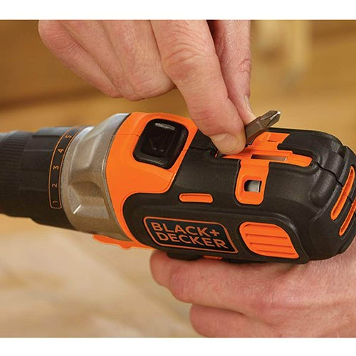 Black Decker 20V MAX Lithium DrillDriver Driver Drill 0.38 Chuck