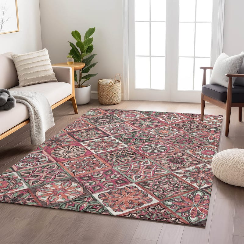 Machine Washable Indoor/ Outdoor Traditional Mosaic Chantille Rug