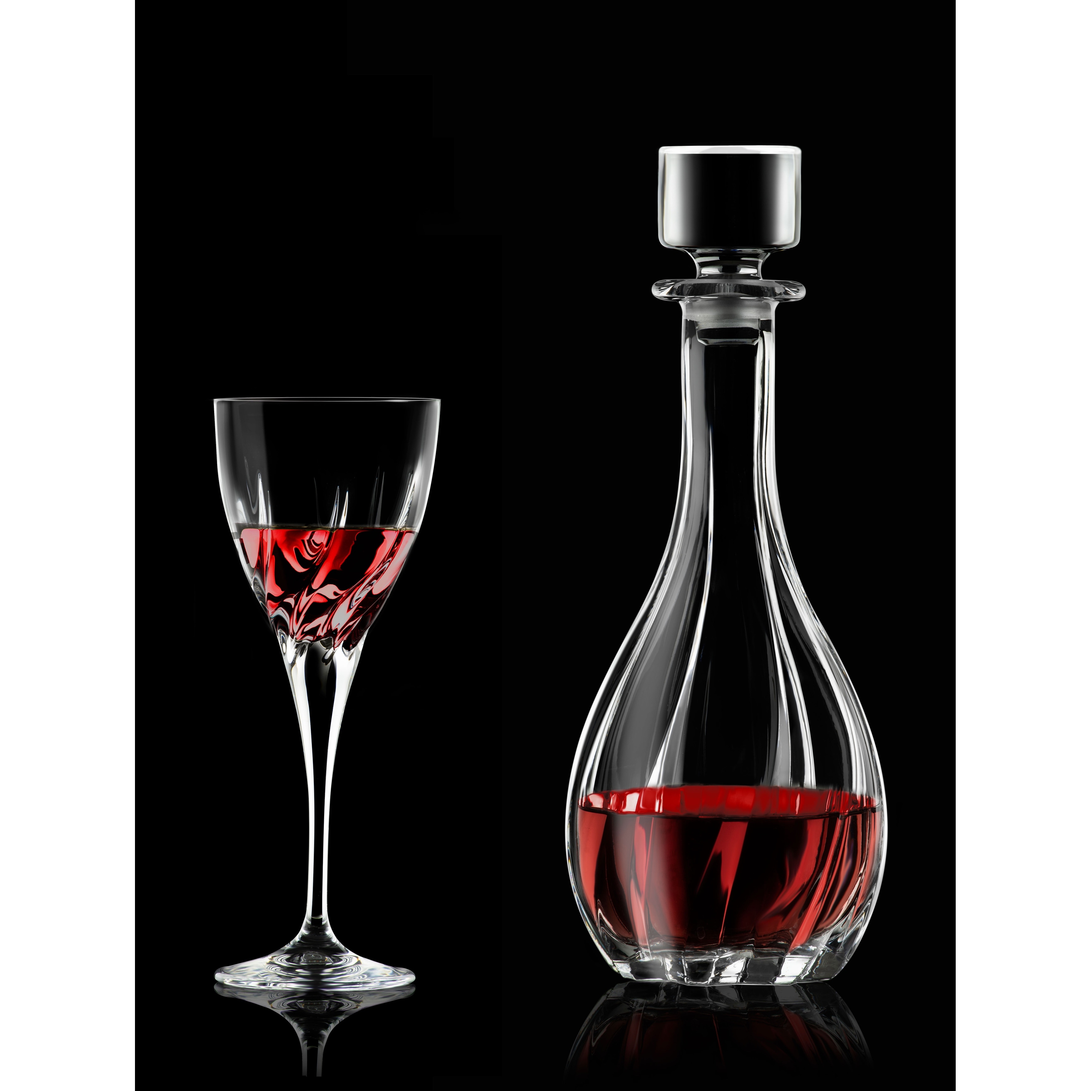 https://ak1.ostkcdn.com/images/products/is/images/direct/6da7c90dd5ddd85a84ee6e565c8a21ca02c25251/Majestic-Gifts-Inc.-European-Glass-Wine-Decanter-W--Stopper--30-Oz..jpg