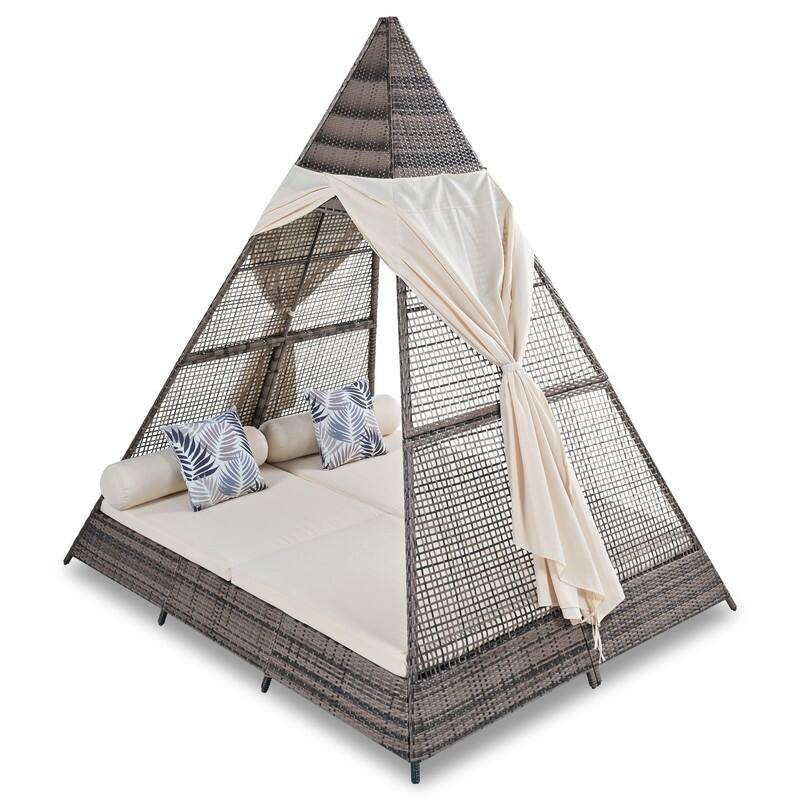 90" Wicker Outdoor Sunbed Patio Daybed with Cushions for Relaxation and Leisure