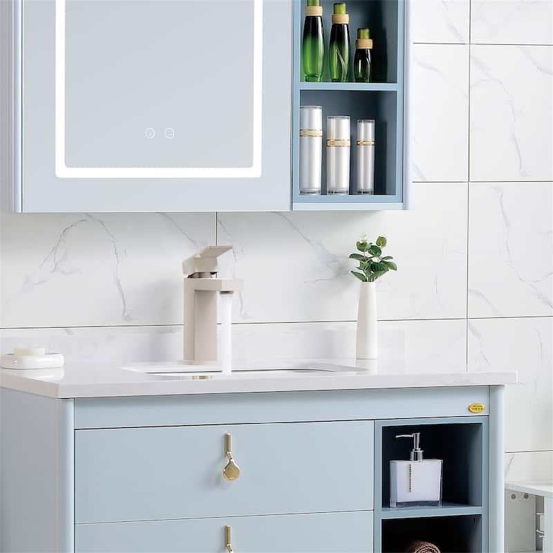 Single Hole Bathroom Faucet with Pop-up Drain