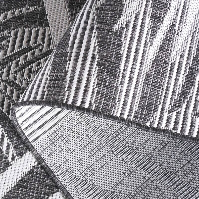 SAFAVIEH Beach House Nassrin Transitional Rug