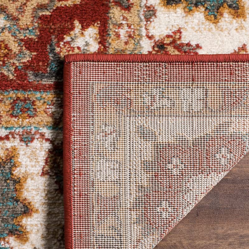 SAFAVIEH Summit Taisia Traditional Oriental Rug