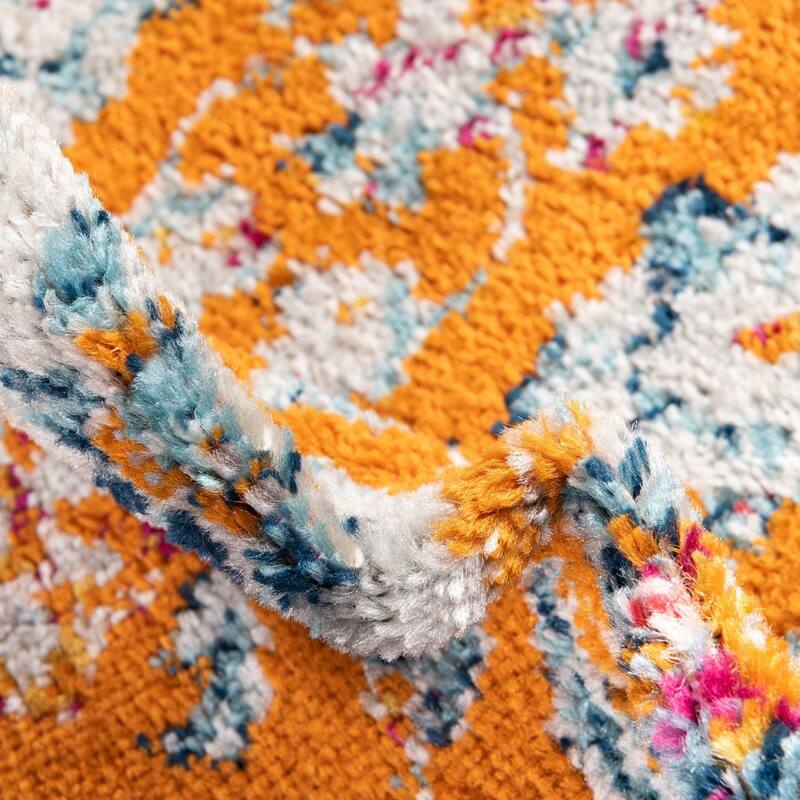 Traditional Taylor Collection Area Rug