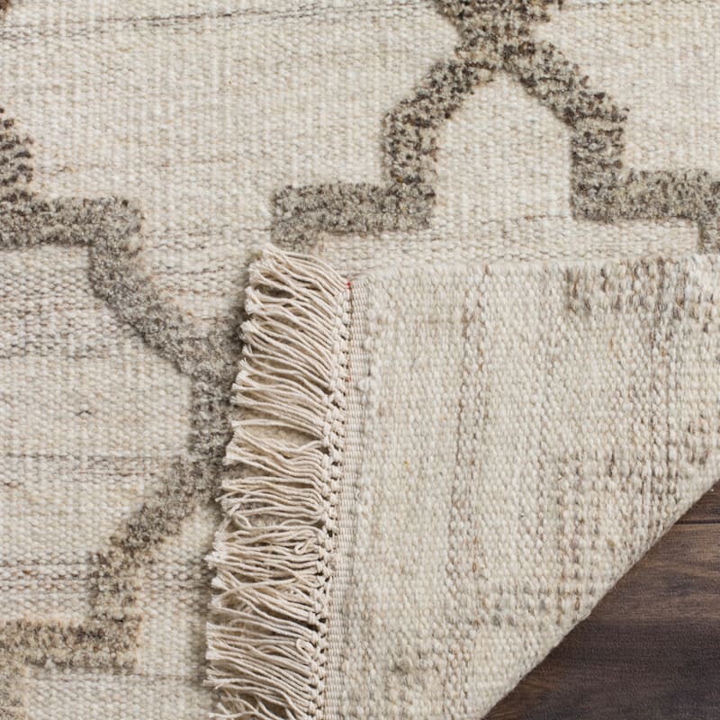 SAFAVIEH Hand-knotted Kenya Xhoana Southwestern Tribal Wool Rug