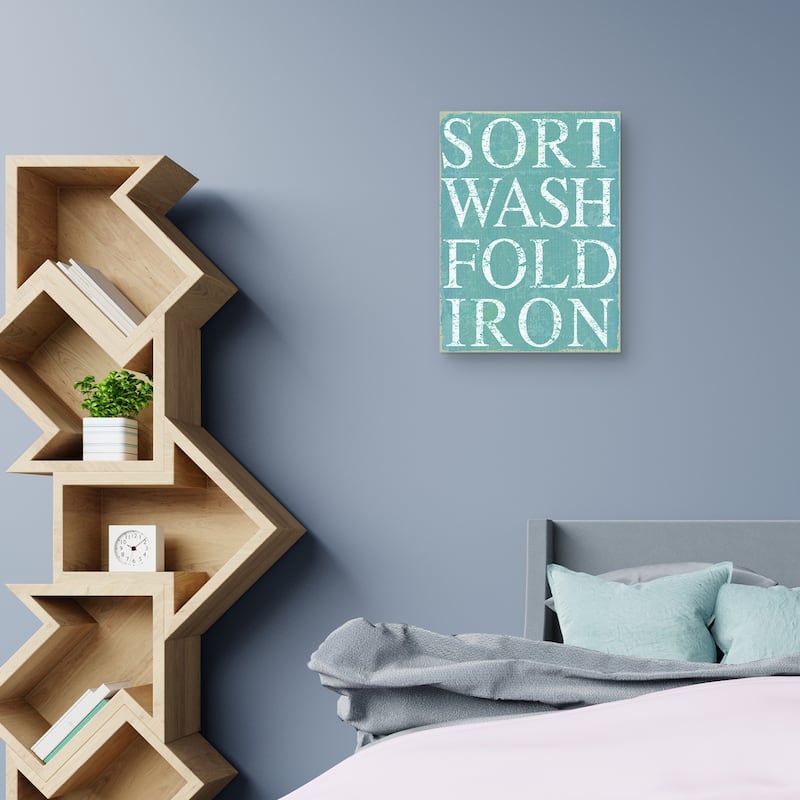 Sort Wash Canvas Art Print