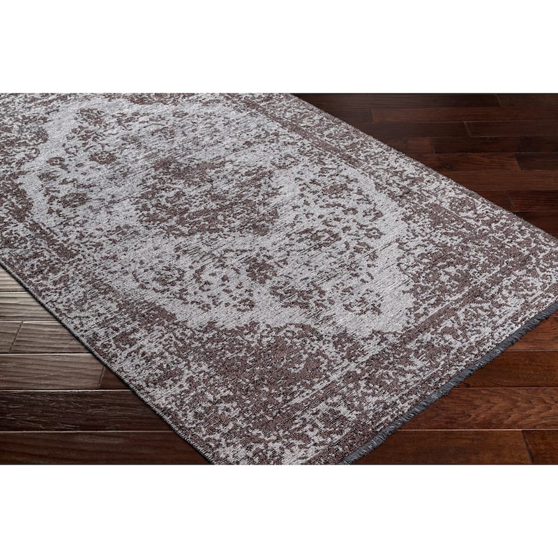 Livabliss Aisha Vintage Medallion Area Rug