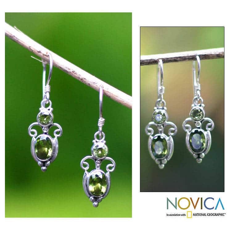 NOVICA Novica Handmade Peridot 'Crown Princess' Earrings (Indonesia) - 1.2*0.4