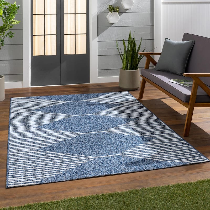 Livabliss Vivianne Modern Geometric Indoor/ Outdoor Area Rug