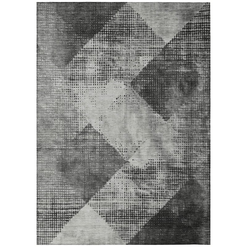 Machine Washable Indoor/ Outdoor Diamond Ombre Chantille Rug
