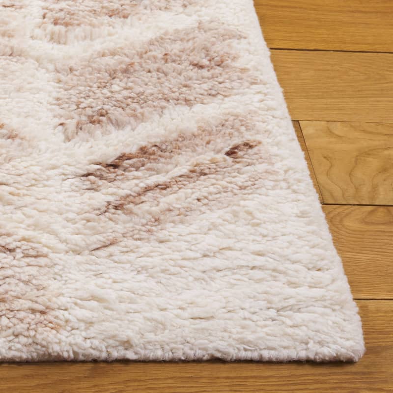 SAFAVIEH Handmade Vermont Ami Transitional Wool Rug