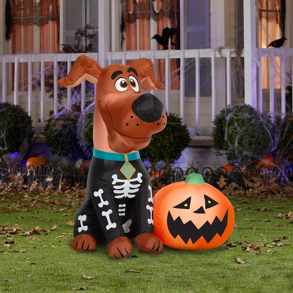 Airblown-SCOOB w/Pumpkin Scene-WB