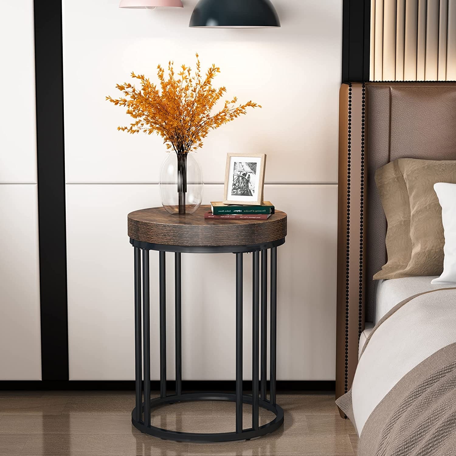Hekman Side Table - Overstock - 37714489