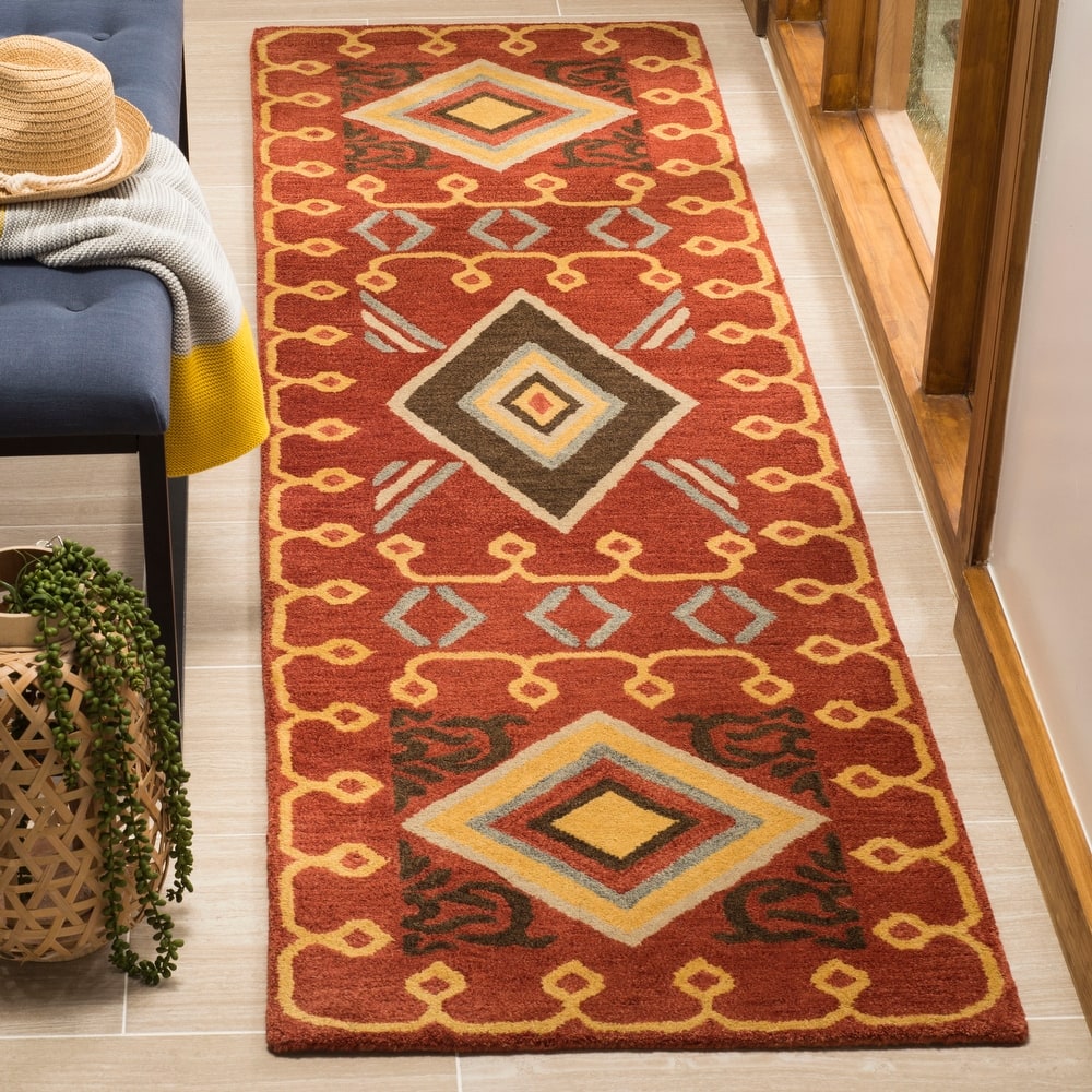 SAFAVIEH Handmade Heritage Constellation Traditional Oriental Wool Rug