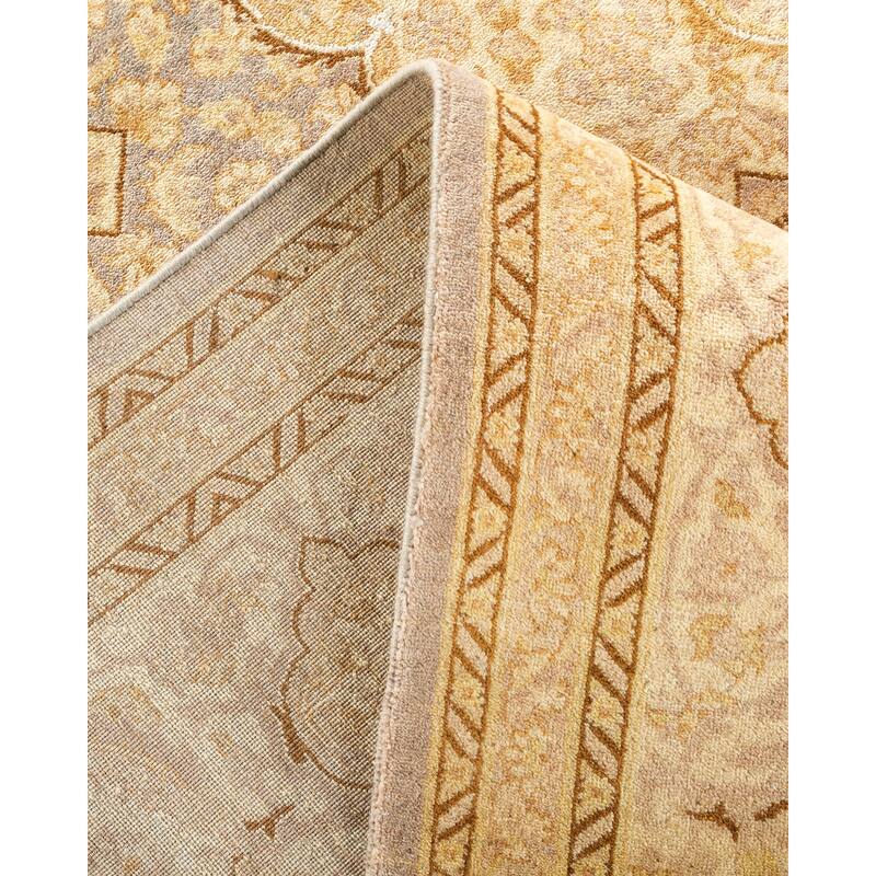Overton Hand Knotted Wool Vintage Inspired Traditional Mogul Ivory Area Rug - 8 x 10
