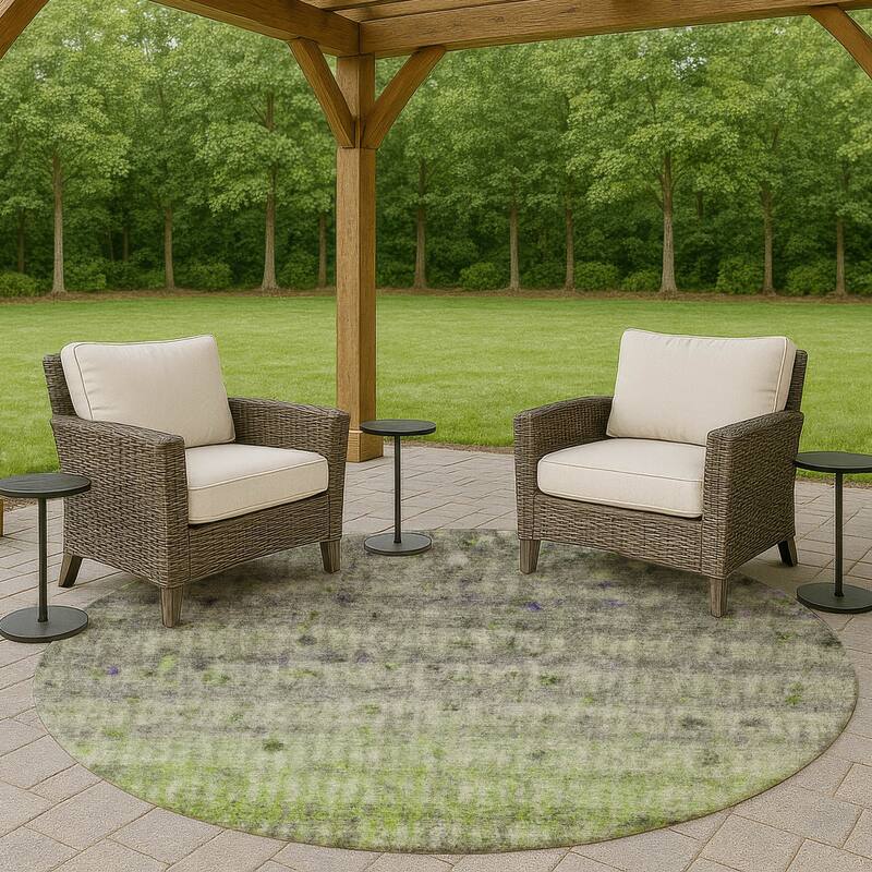 Machine Washable Indoor/ Outdoor Ombre Stripes Chantille Rug - Green - 8' x 8'