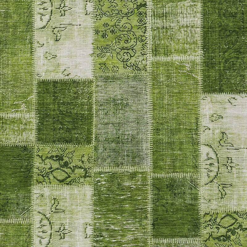HomeRoots Patchwork Traditional Rectangle Outdoor Rug
