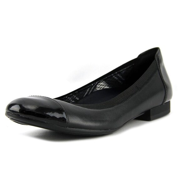 Naturalizer therese top