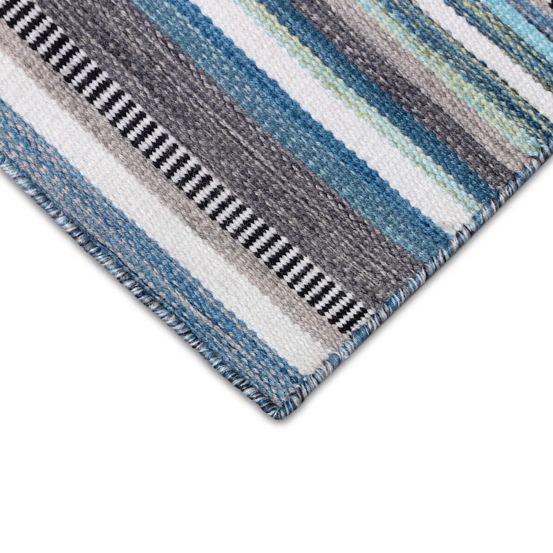 Liora Manne Sonoma Malibu Stripe Hand-woven Indoor/ Outdoor Area Rug