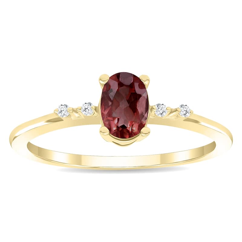 Women's Oval Shaped Garnet and Diamond Sparkle Ring in 10K Yellow Gold