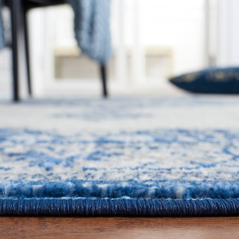 SAFAVIEH Brentwood Taisi Traditional Rug