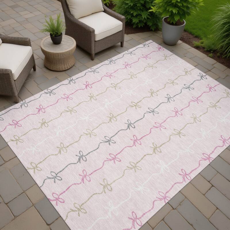 Machine Washable Indoor/ Outdoor Modern Bow Stripe Chantille Rug