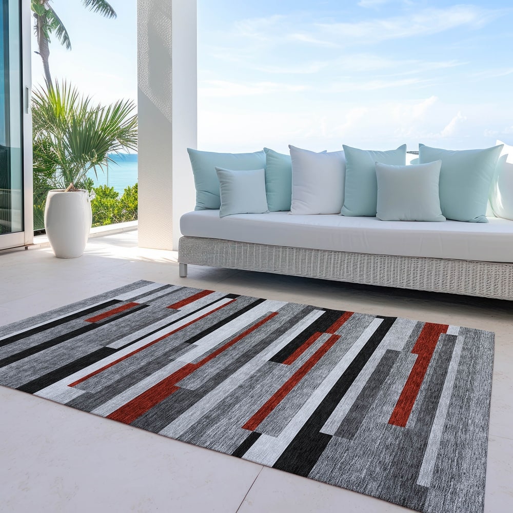 Machine Washable Indoor/ Outdoor Modern Stripes Chantille Rug