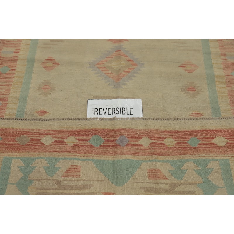 Hand Woven Southwestern Wool Beige Geometric Area Rug - 6' 5'' X 4' 8''