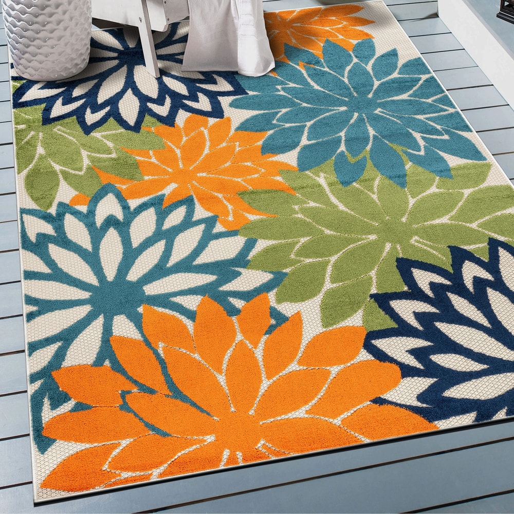 World Rug Gallery Indoor/Outdoor High-Low Textured Area Rug, Floral Easy-Clean Patio Rug