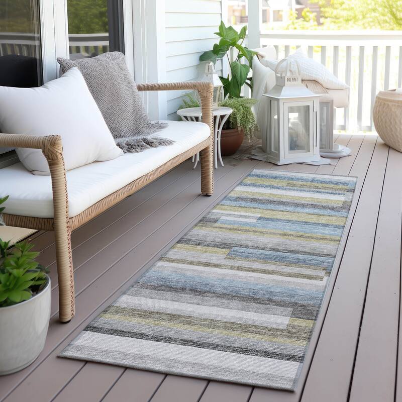 Machine Washable Indoor/ Outdoor Chantille Contempory Stripe Rug - Gray - 2'3" x 7'6"