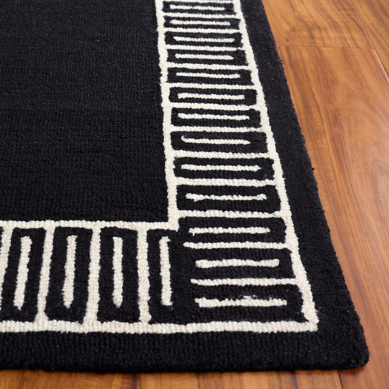 SAFAVIEH Handmade Metro Aneta Wool Rug